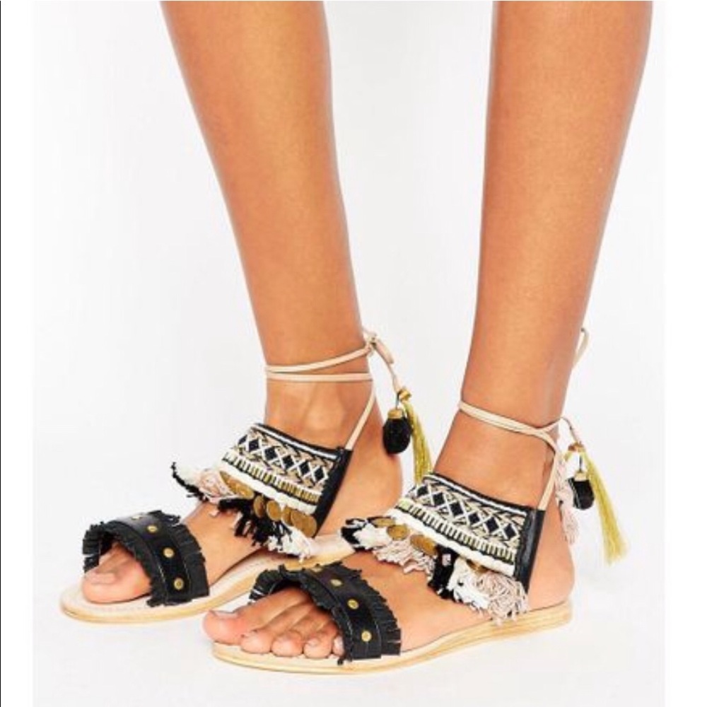 Hudson Black Fringe Boho Bahamas Leather Sandals ✨